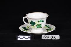 Conjunto de taza y plato