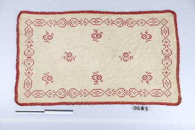 Carpeta bordada