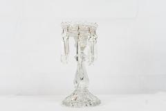 Candelabro de vidrio prensado