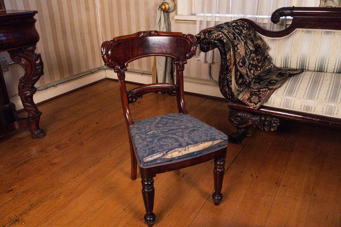 Silla 4 sala 1820