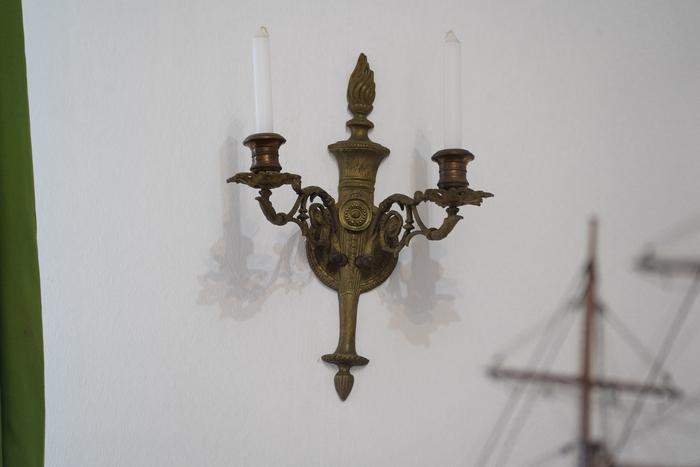 Apliqué de bronce