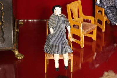 Muñeca de loza