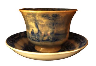 Conjunto de taza y plato