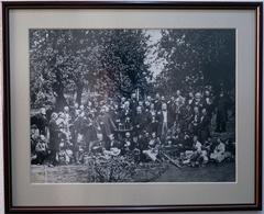 Fotografía de reunión de inmigrantes en honor a Hermann Schülke